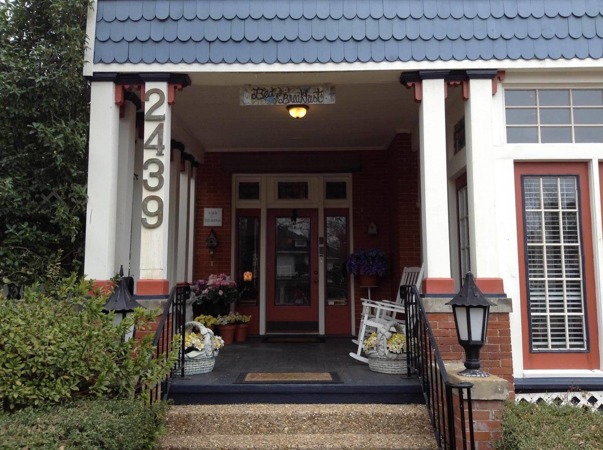 2439 Fairfield "A Bed And Breakfast" Shreveport Exterior photo